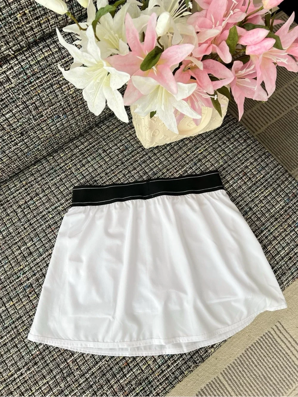 ALO Yoga White Mini Skirt with Black Waistband